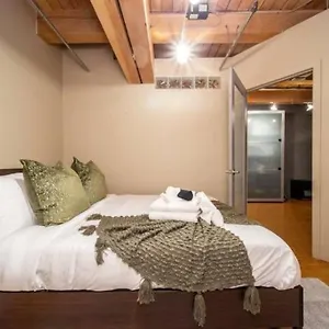 Historic Jd Loft, Near Ice District, Rogers Place, Ug Parking Edmonton